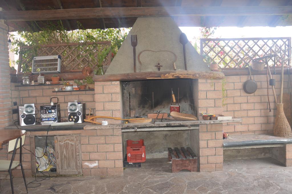 B&B Fra E Fe Arborea Kültér fotó